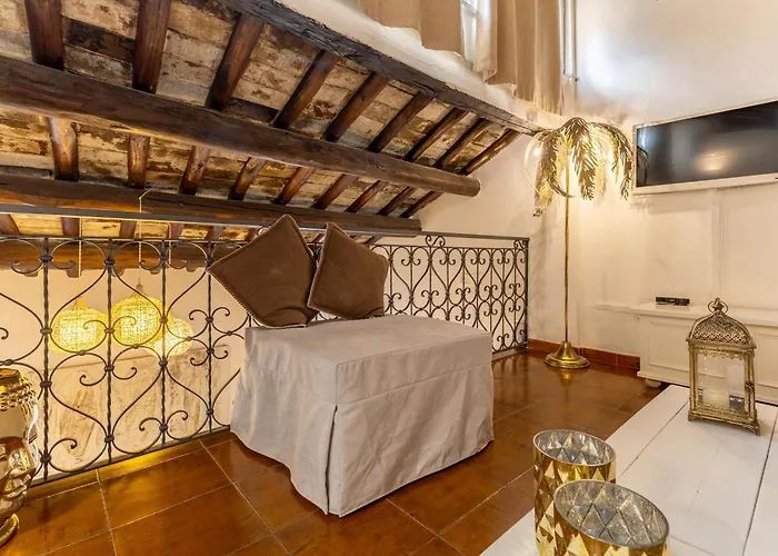 Piazza Navona Loft For 7 People